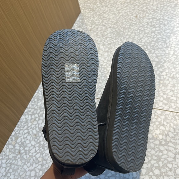 H&M Slip-on Suede Boots - Picture 3 of 6